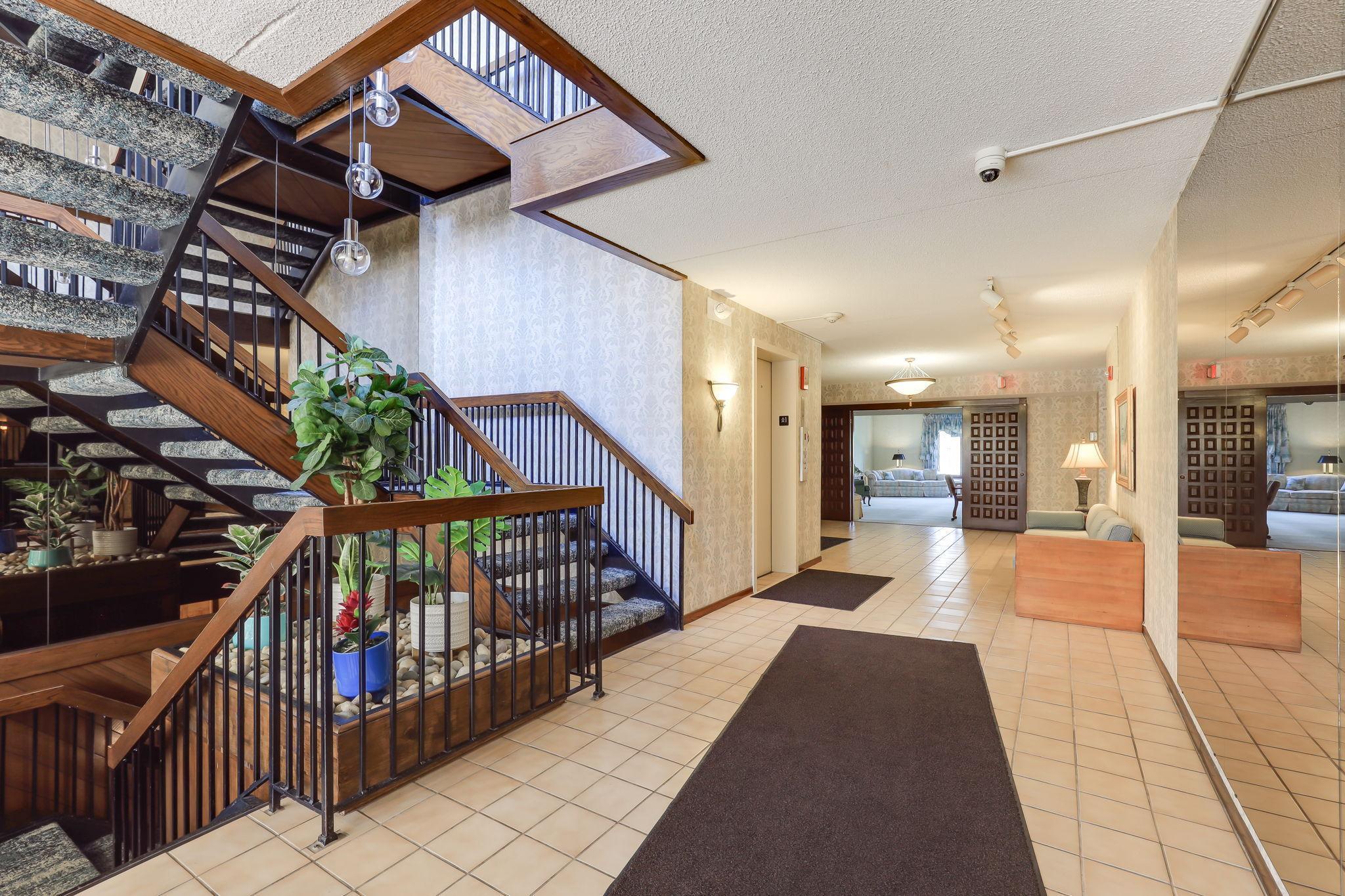 2485 Londin Lane #422, Saint Paul, Minnesota image 4