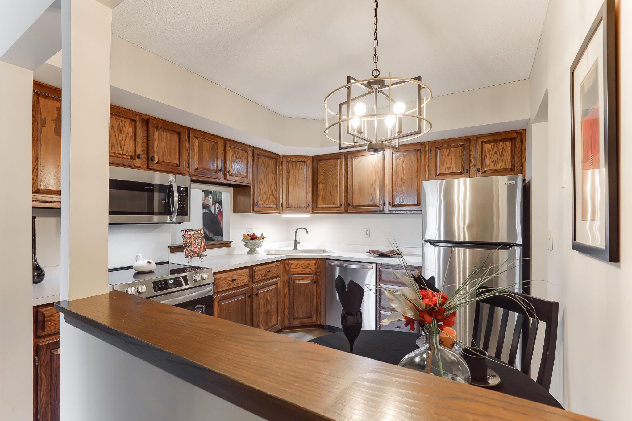 2485 Londin Lane #422, Saint Paul, Minnesota image 9