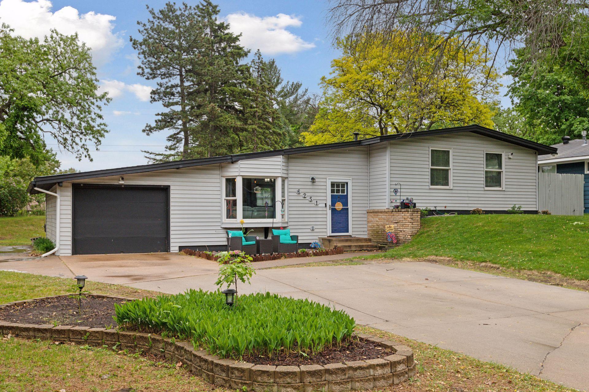 6251 Trinity Drive, Minneapolis, Minnesota image 2