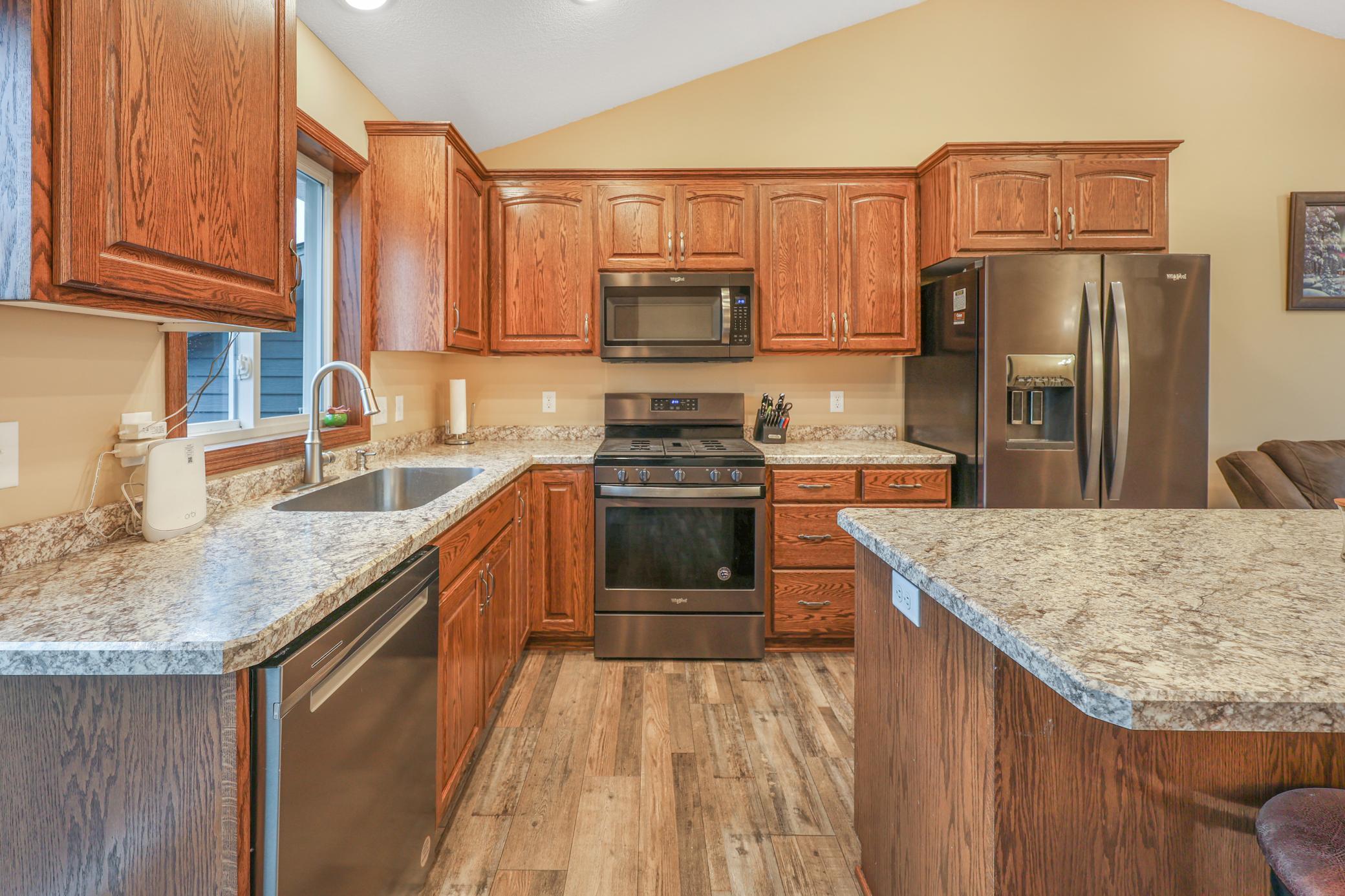 5526 Prairie Grass Drive, Sartell, Minnesota image 11