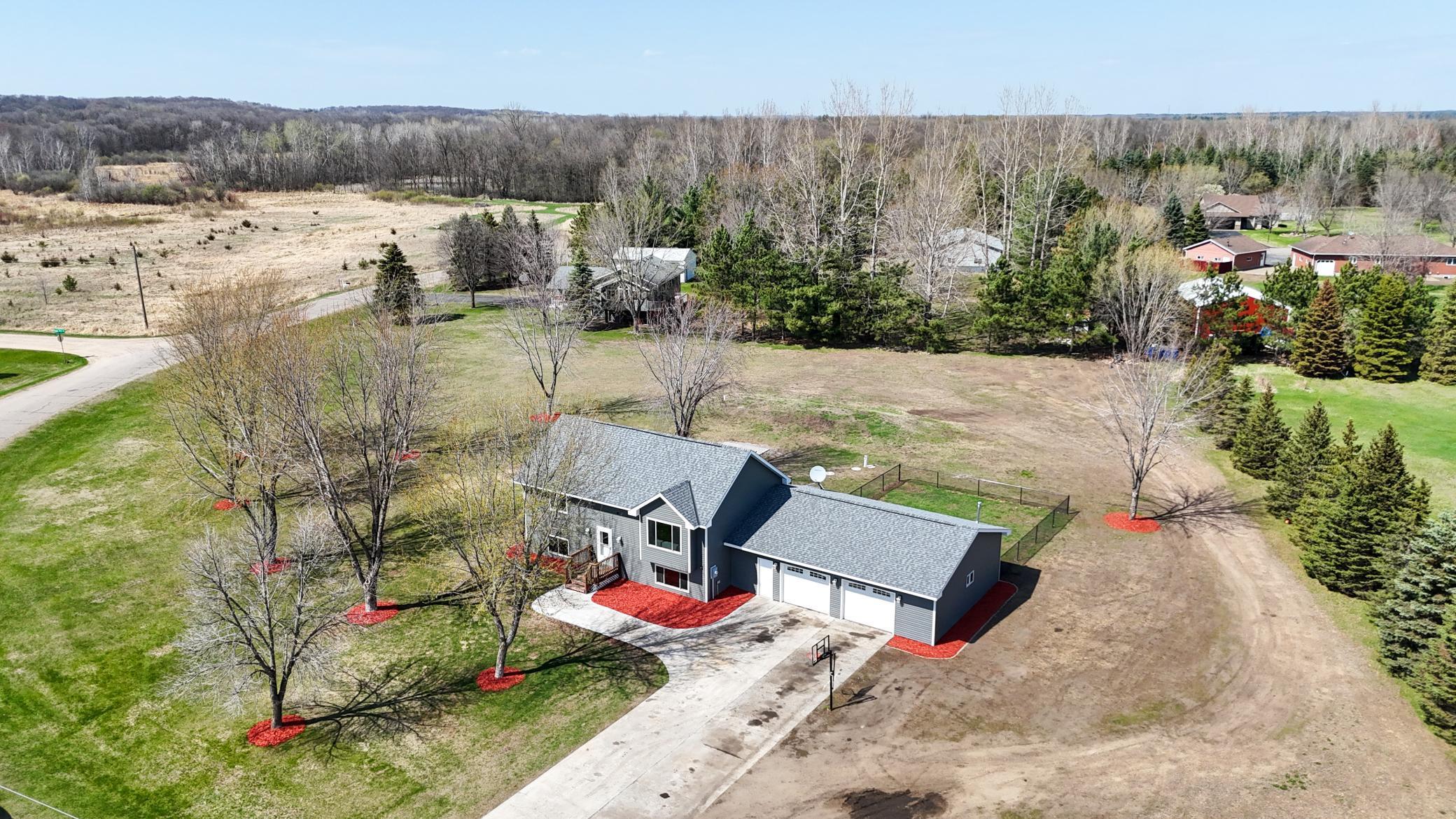 5526 Prairie Grass Drive, Sartell, Minnesota image 7