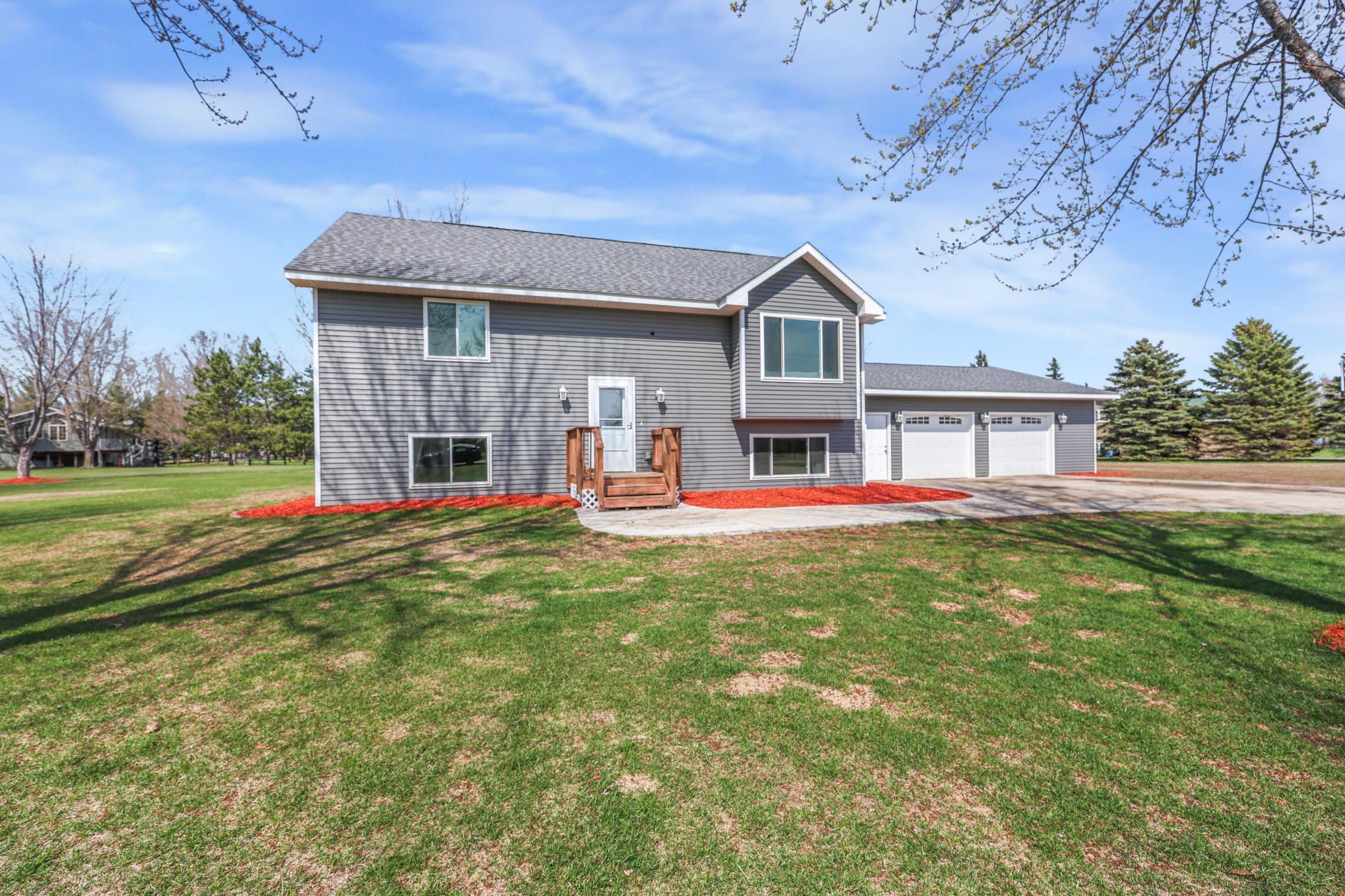 5526 Prairie Grass Drive, Sartell, Minnesota image 1