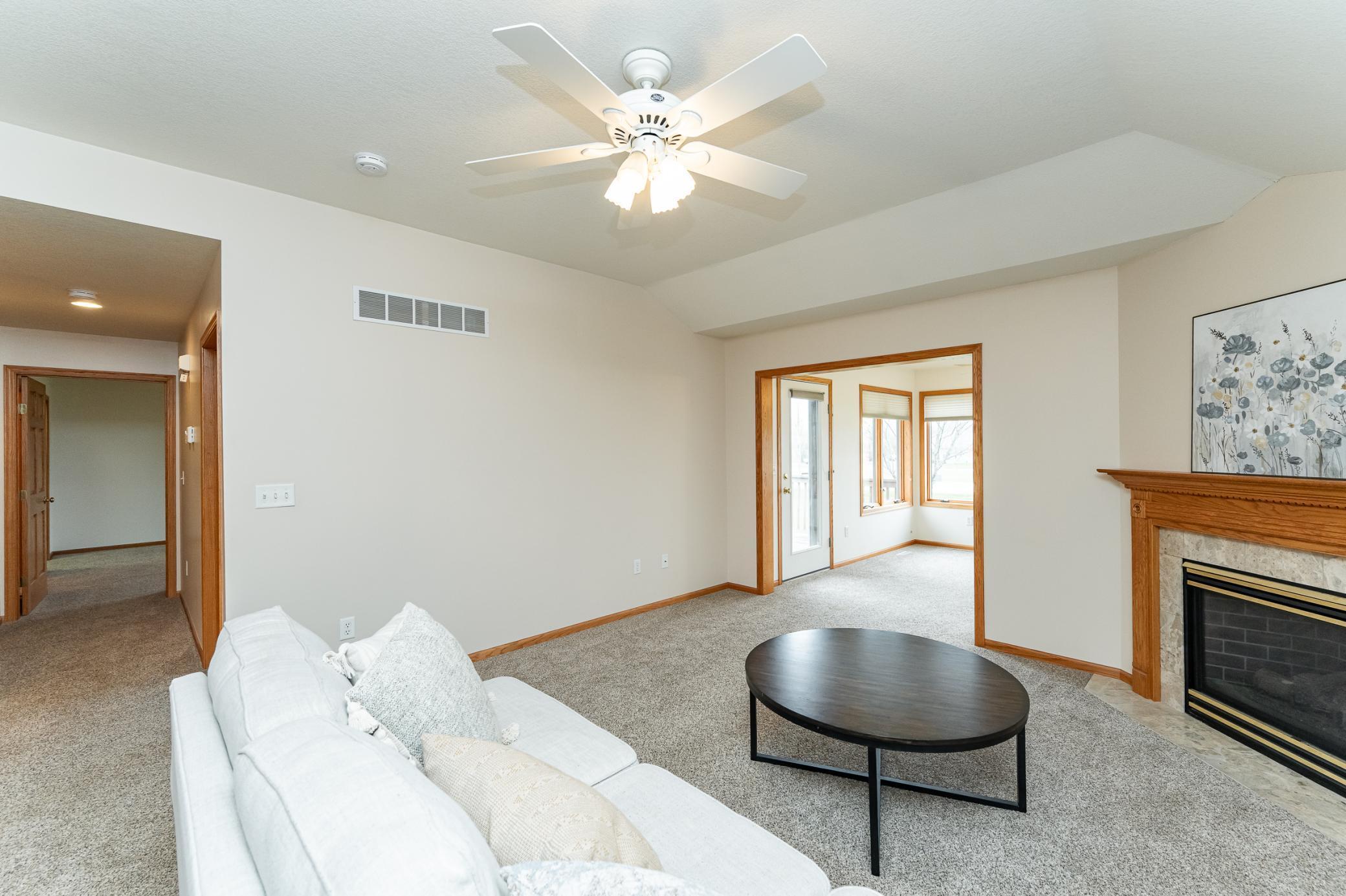 274 Dawn Ave Ave, Saint Charles, Minnesota image 10