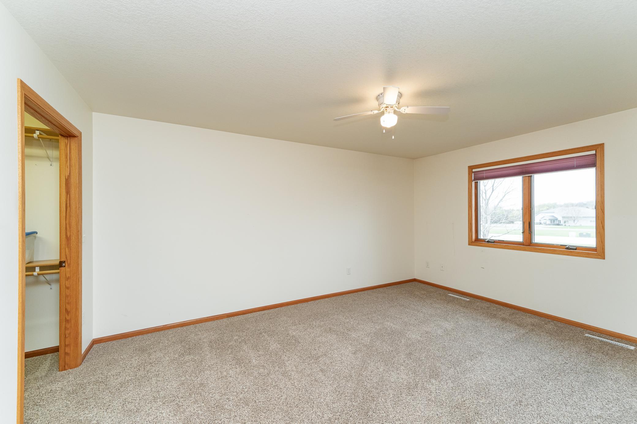 274 Dawn Ave Ave, Saint Charles, Minnesota image 15