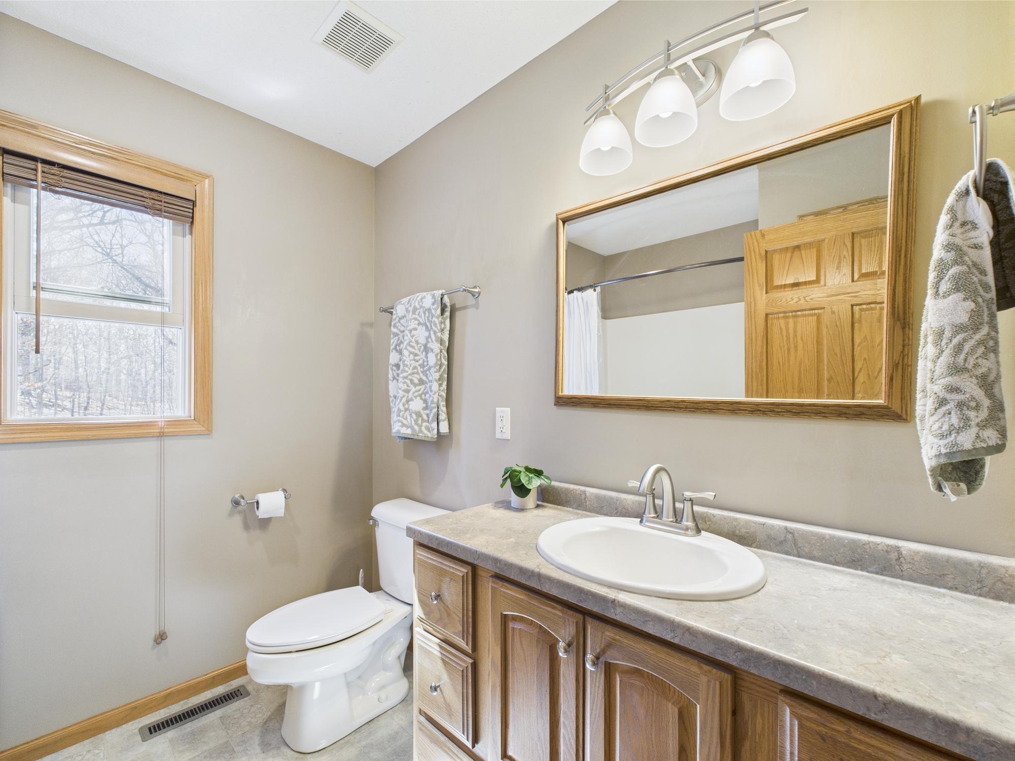 652 Nokomis Drive, Osceola, Wisconsin image 17
