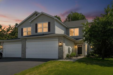 Townhouse For Sale - 16366 Jamison Path<br/> Lakeville, MN 55044