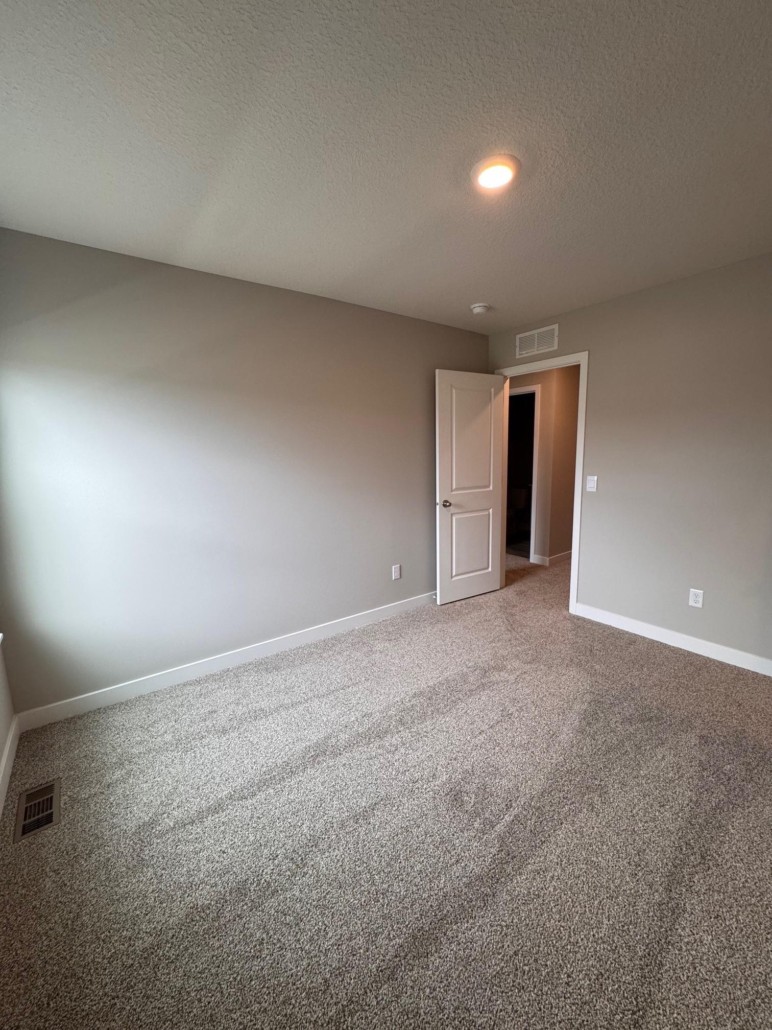 9829 89th Street, Cottage Grove, Minnesota image 36