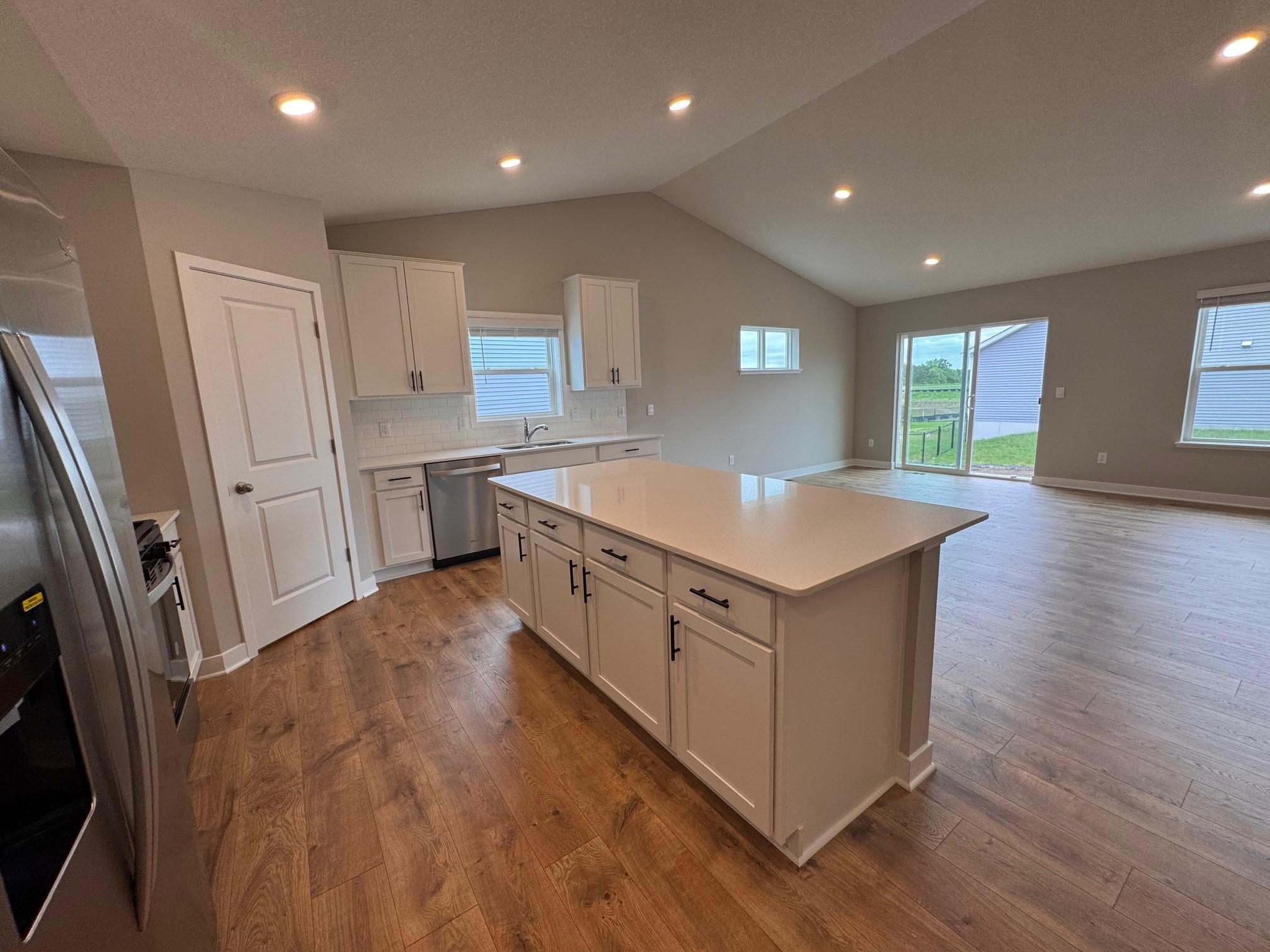 9829 89th Street, Cottage Grove, Minnesota image 12
