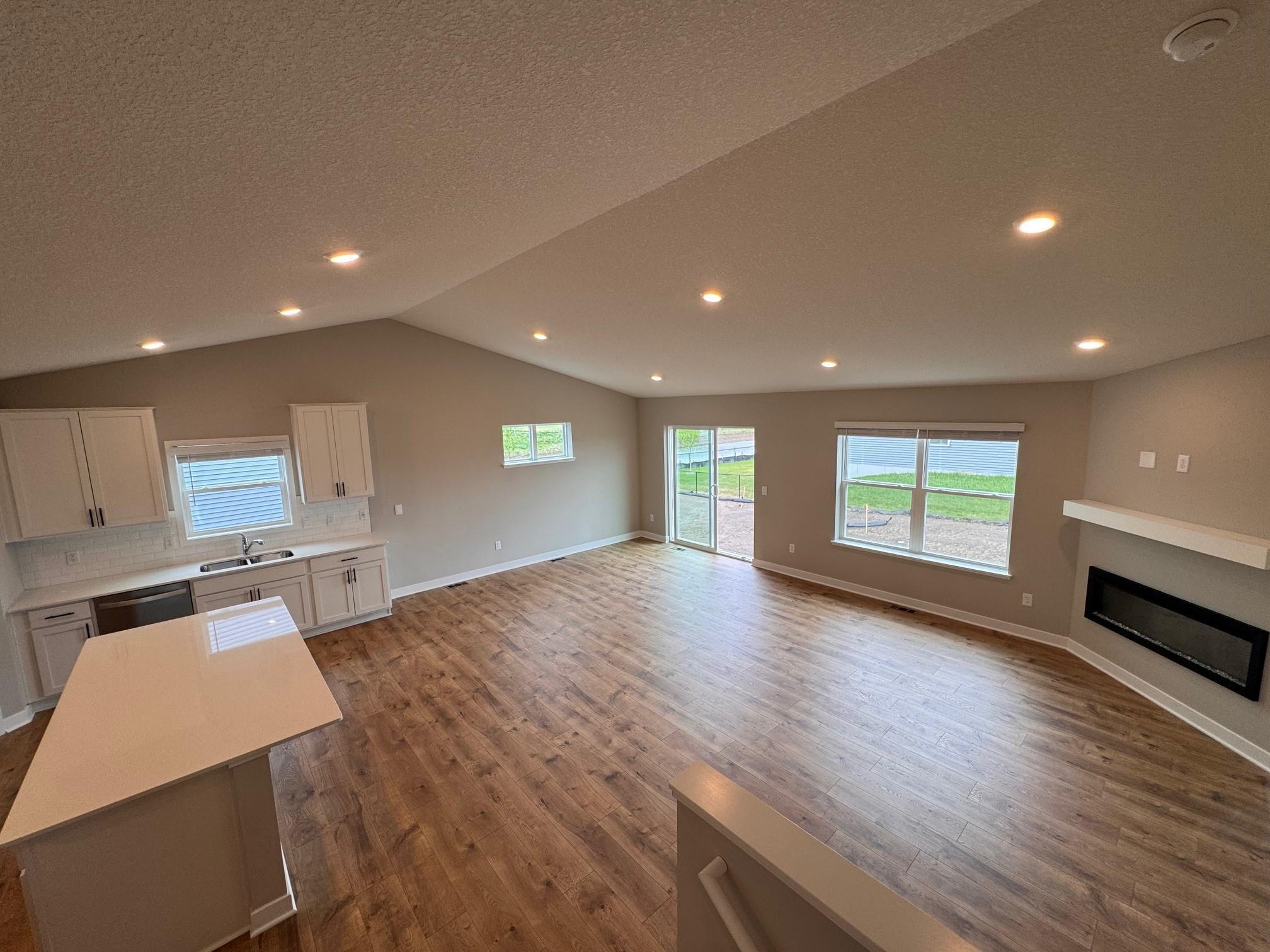 9829 89th Street, Cottage Grove, Minnesota image 16