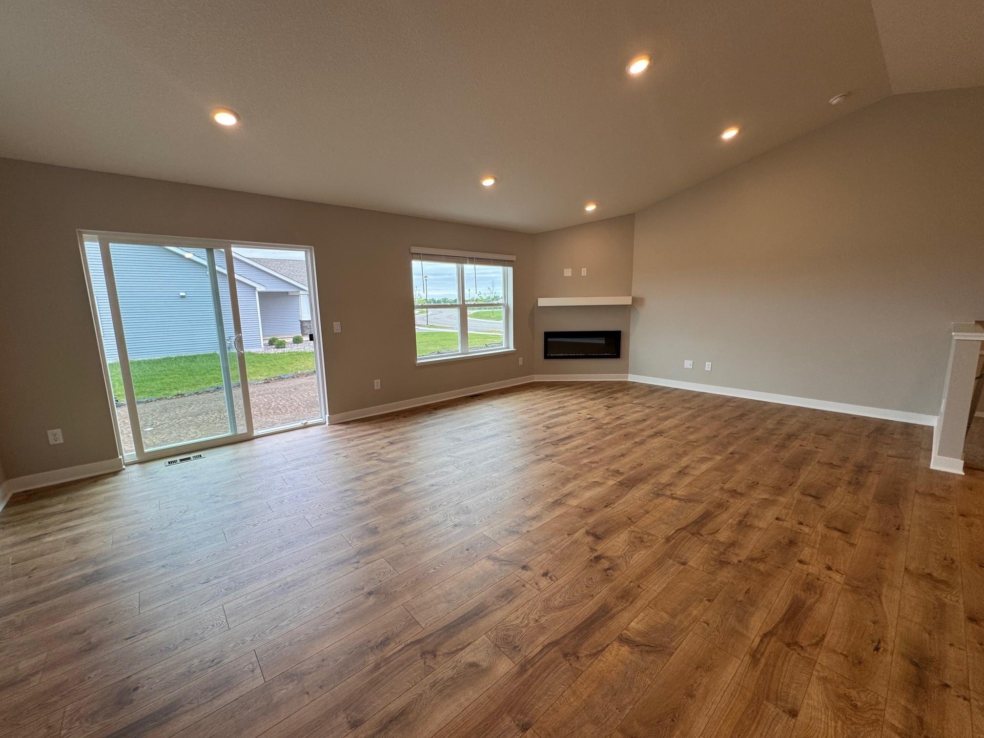9829 89th Street, Cottage Grove, Minnesota image 22