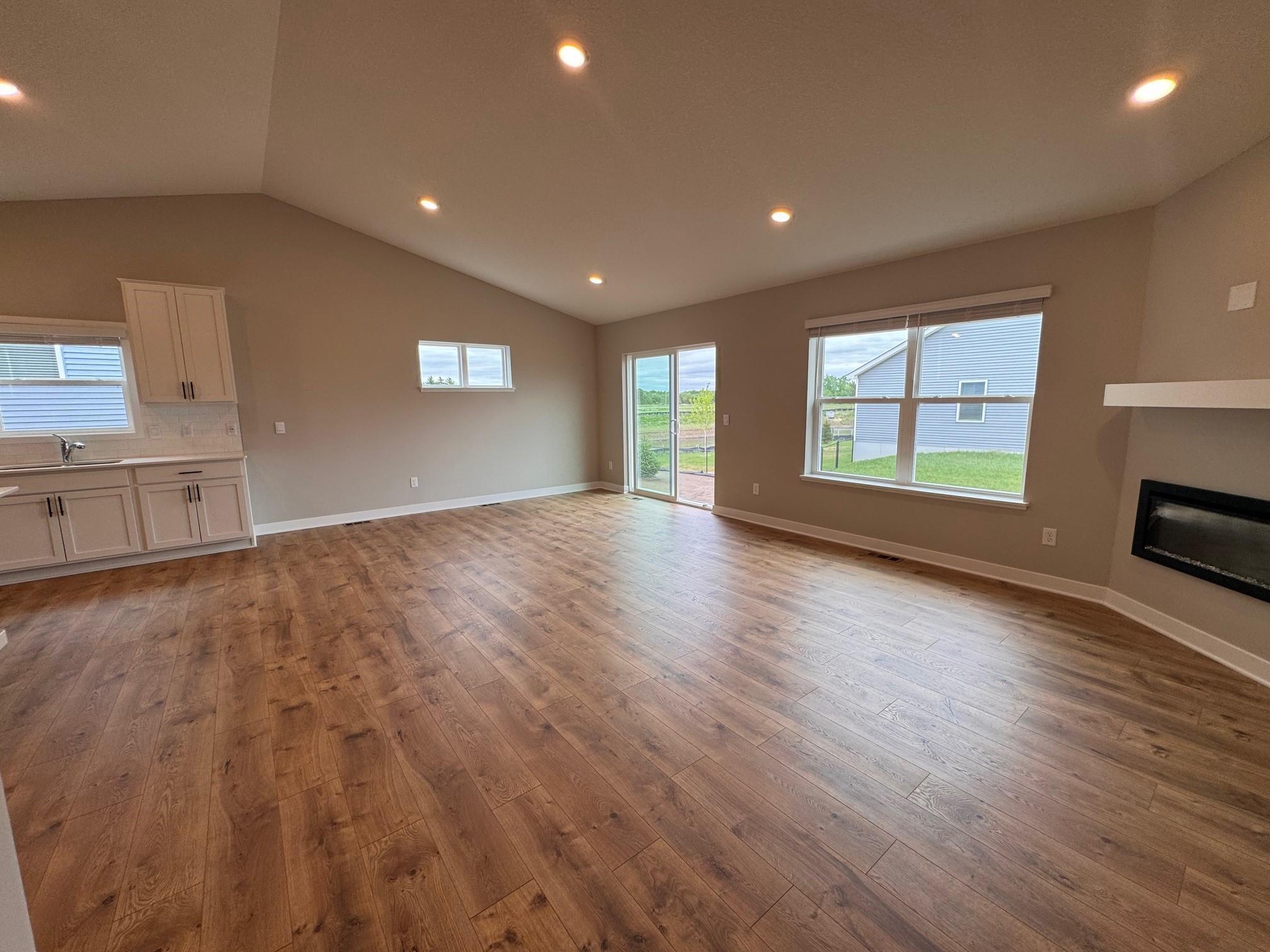 9829 89th Street, Cottage Grove, Minnesota image 21