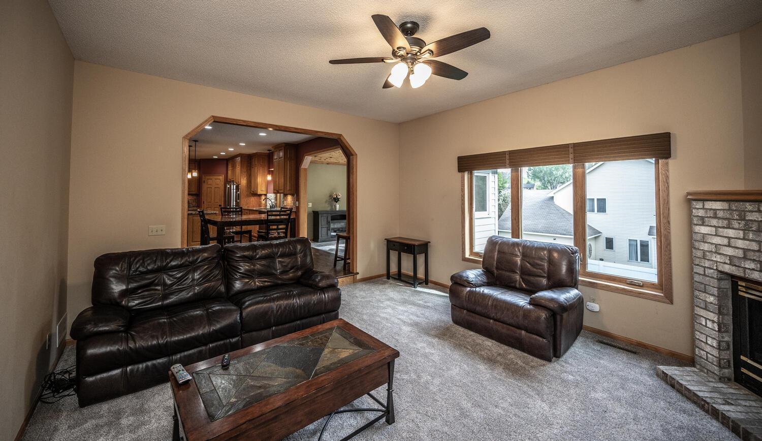 19320 Ellington Trail, Farmington, Minnesota image 28