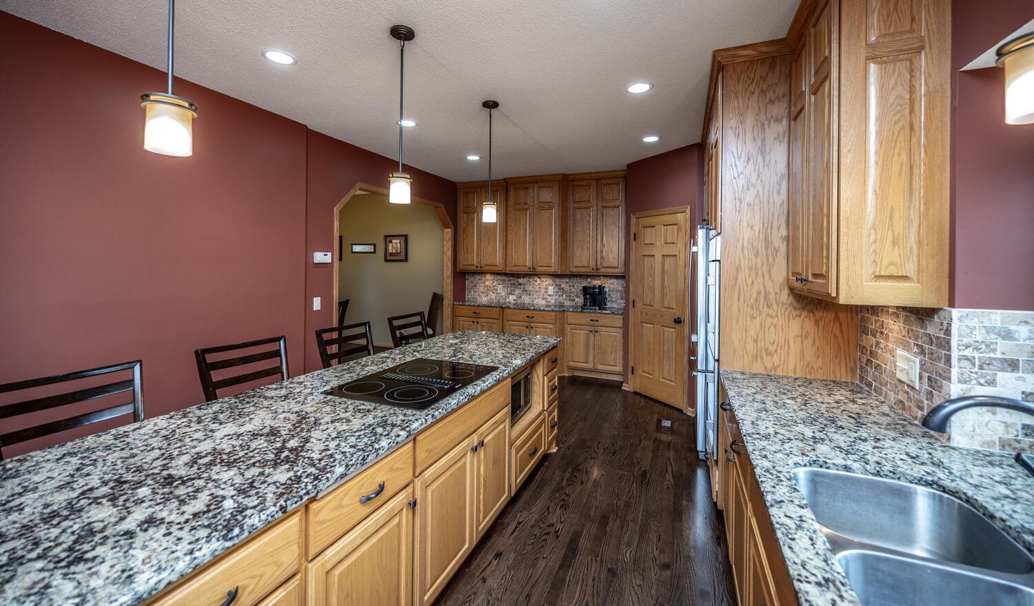 19320 Ellington Trail, Farmington, Minnesota image 24