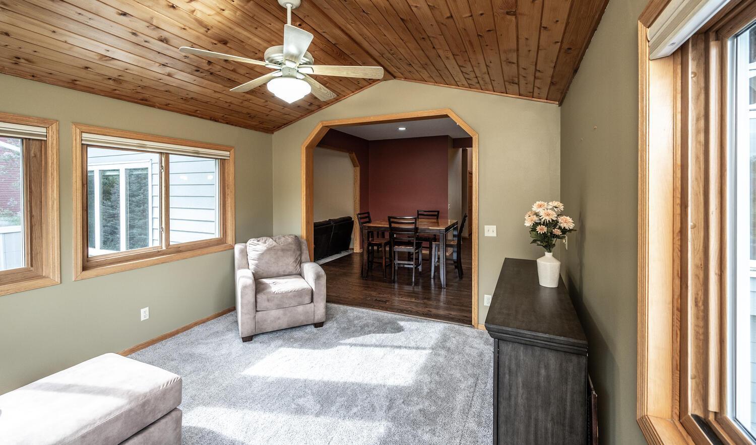 19320 Ellington Trail, Farmington, Minnesota image 30