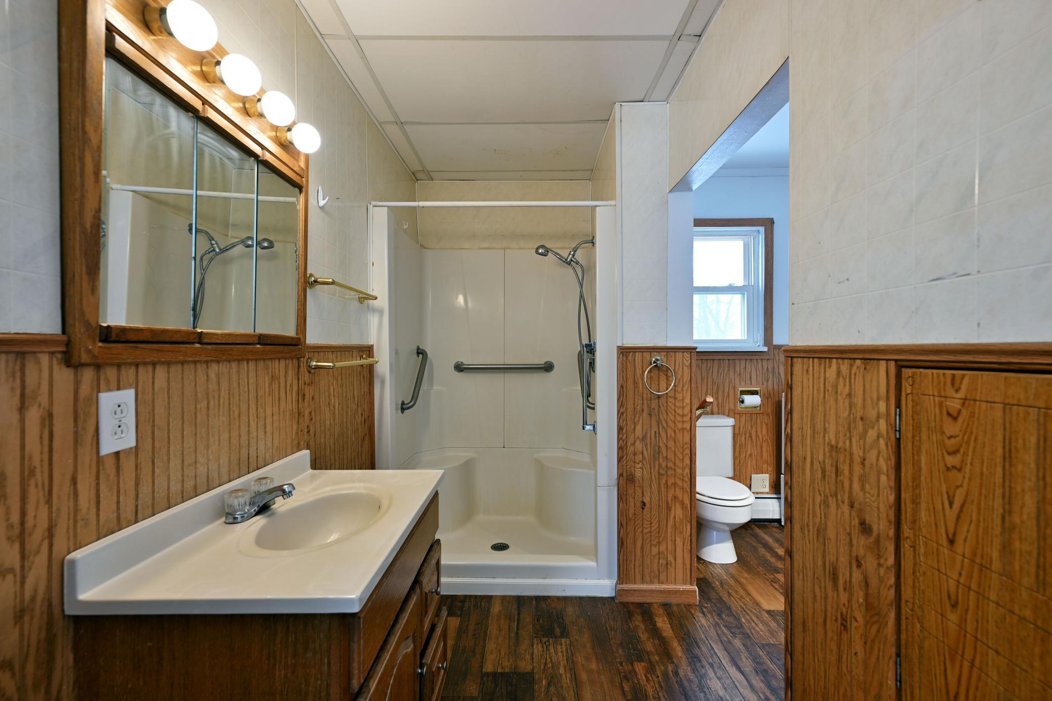 16 W Monroe Avenue, Barron, Wisconsin image 22