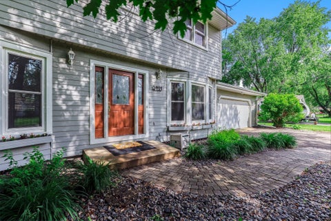 Homes For Sale - 4933 Yukon Avenue<br/> Hennepin County, Minneapolis, MN 55428
