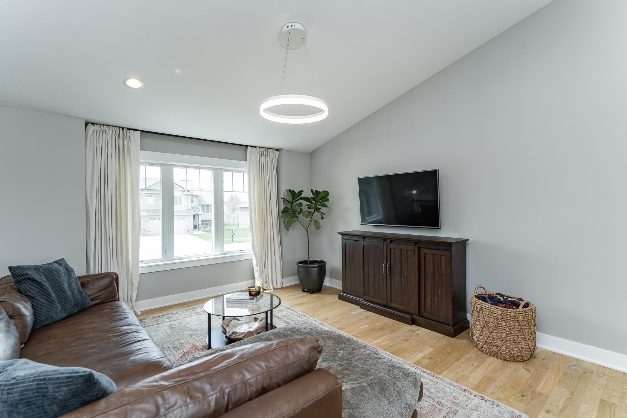 4594 Buckingham Drive, Rochester, Minnesota image 9