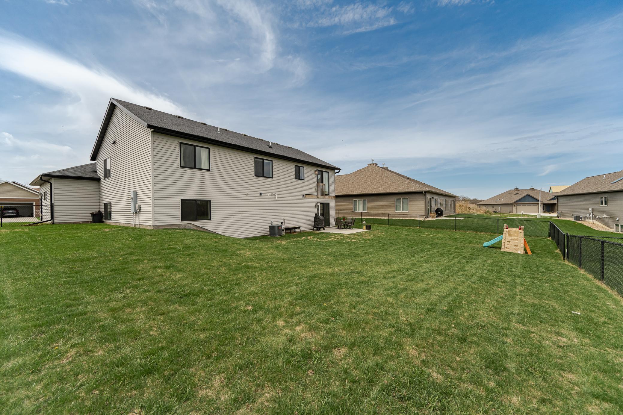 4594 Buckingham Drive, Rochester, Minnesota image 39