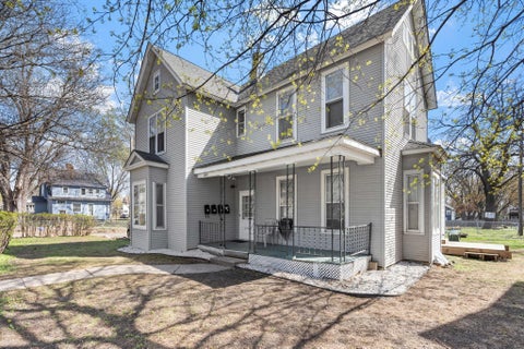 Multifamily For Sale - 2048 Carroll Avenue<br/> Ramsey County, Saint Paul, MN 55104