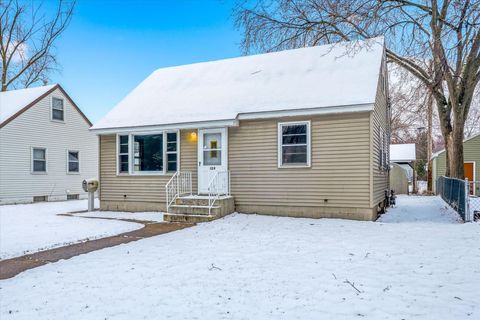 Homes For Sale - 129 32nd Avenue<br/> Stearns County, Saint Cloud, MN 56303