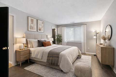 Condo For Sale - 8007 Xerxes Avenue<br/> Bloomington, MN 55431