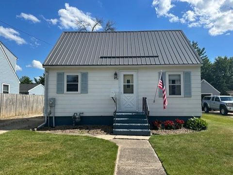 Homes For Sale - 810 14th Avenue<br/> Mower County, Austin, MN 55912