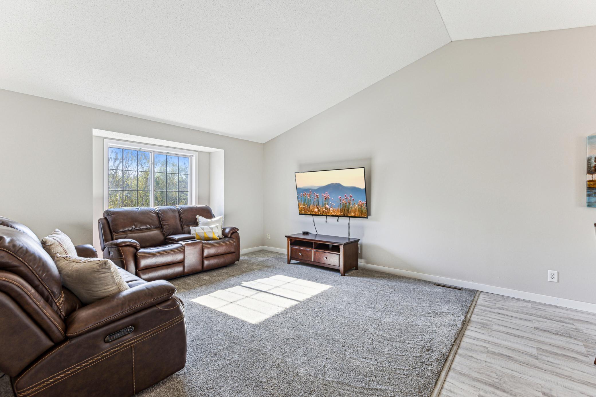 9613 River Forest Drive, Monticello, Minnesota image 8