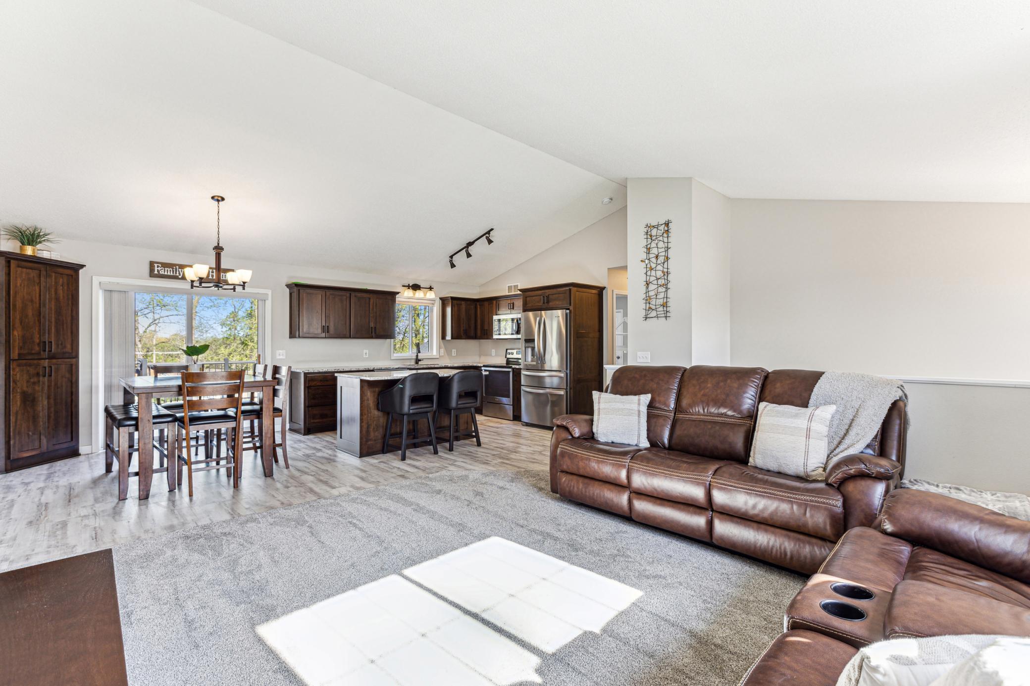 9613 River Forest Drive, Monticello, Minnesota image 10