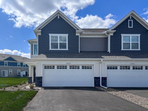 Townhouse For Sale - 19959 62nd Place<br/> Corcoran, MN 55340