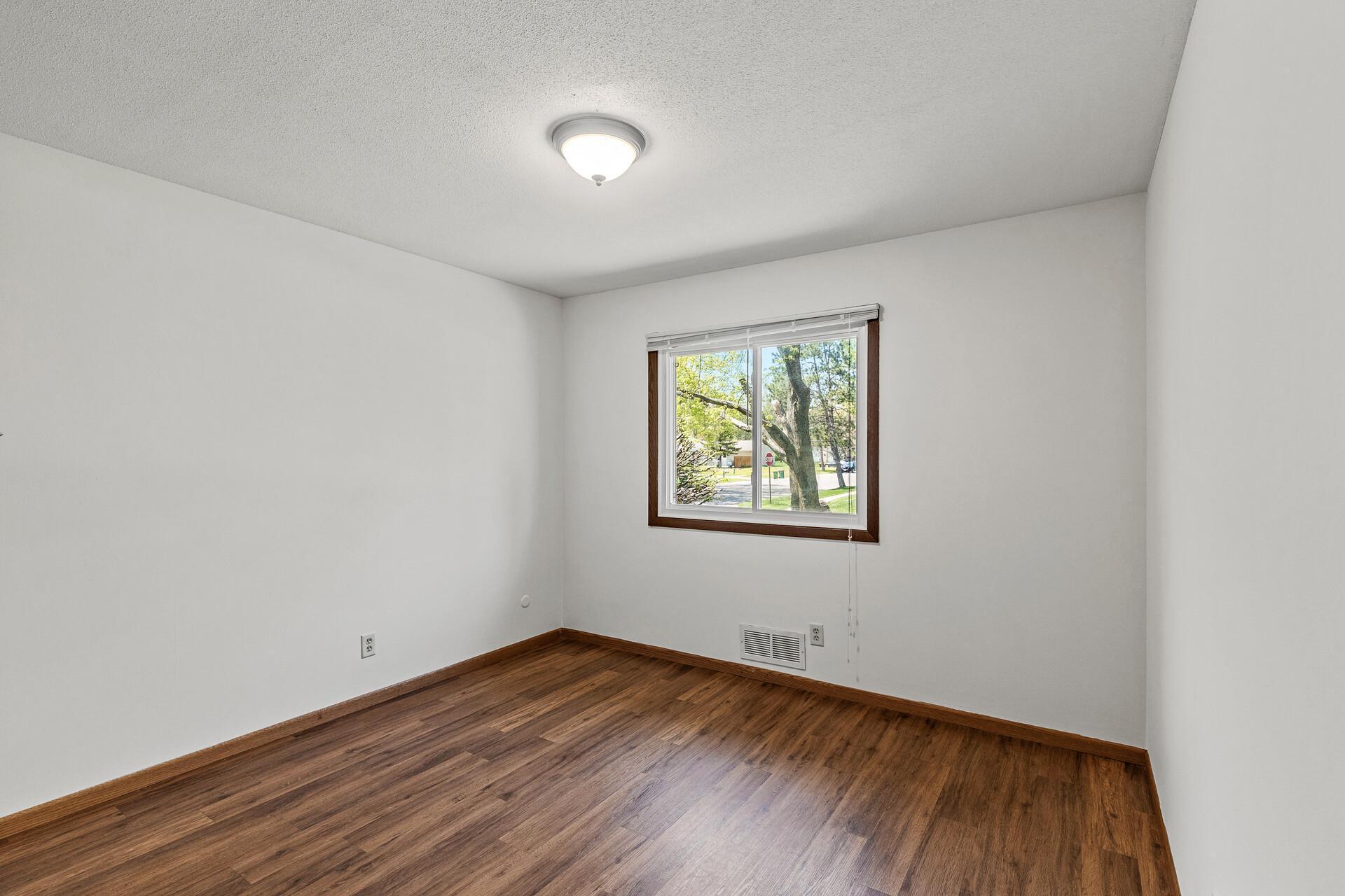 519 Edgewood Avenue, Stillwater, Minnesota image 16