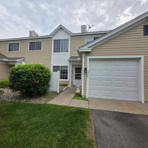 Townhouse For Sale - 2017 Southcross Drive<br/> Dakota County, Burnsville, MN 55306