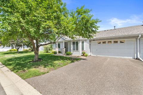 Townhouse For Sale - 661 Belland Avenue<br/> Ramsey County, Saint Paul, MN 55127