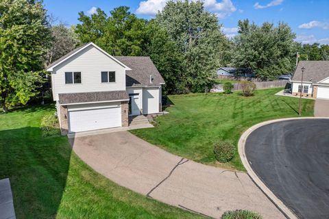 Townhouse For Sale - 291 Appleblossom Lane<br/> Scott County, Shakopee, MN 55379