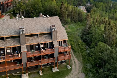 Condo For Sale - 109 Bridge Run Lane<br/> Tofte, MN 55615