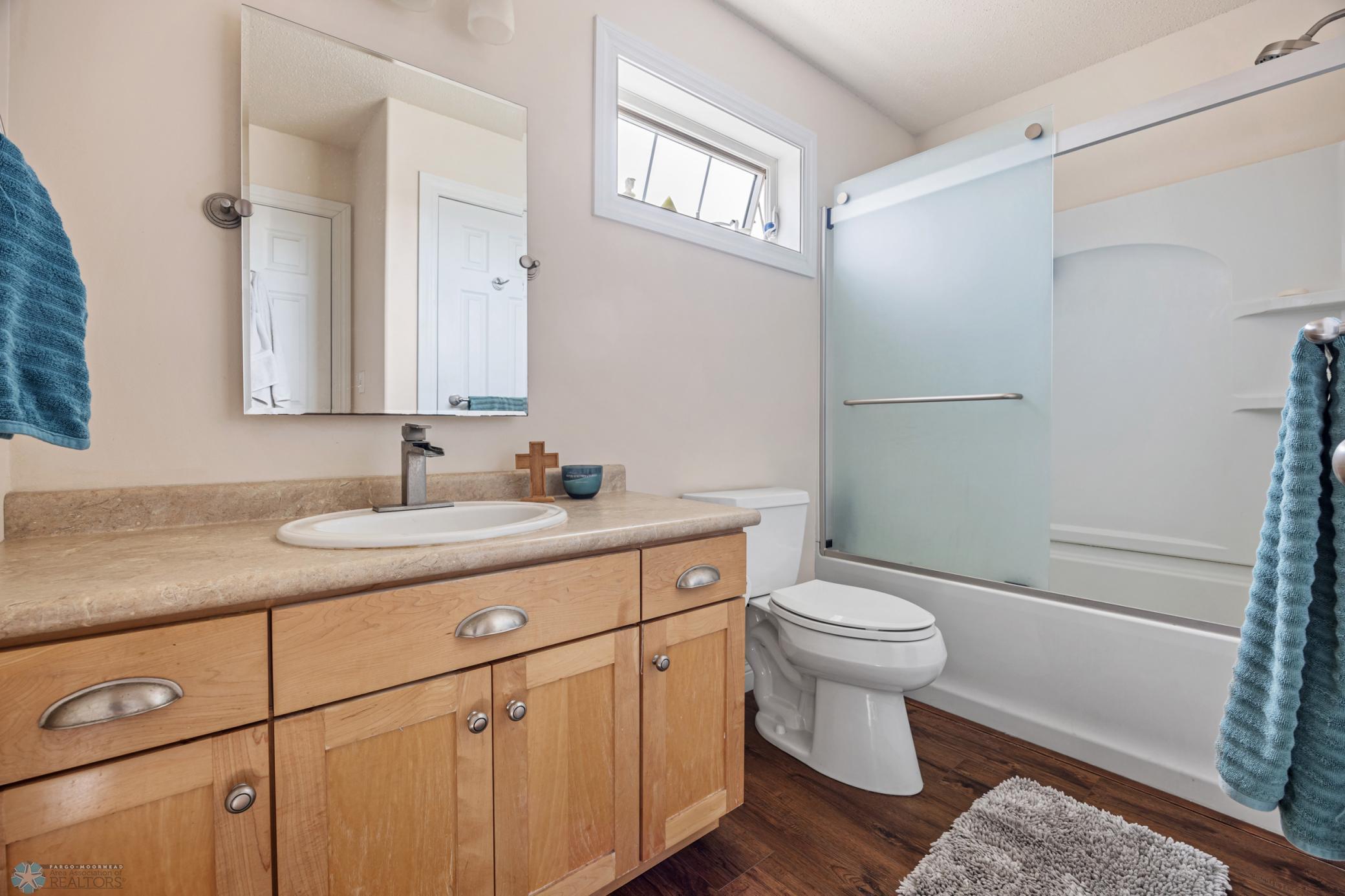 3810 15th Street, Moorhead, Minnesota image 35