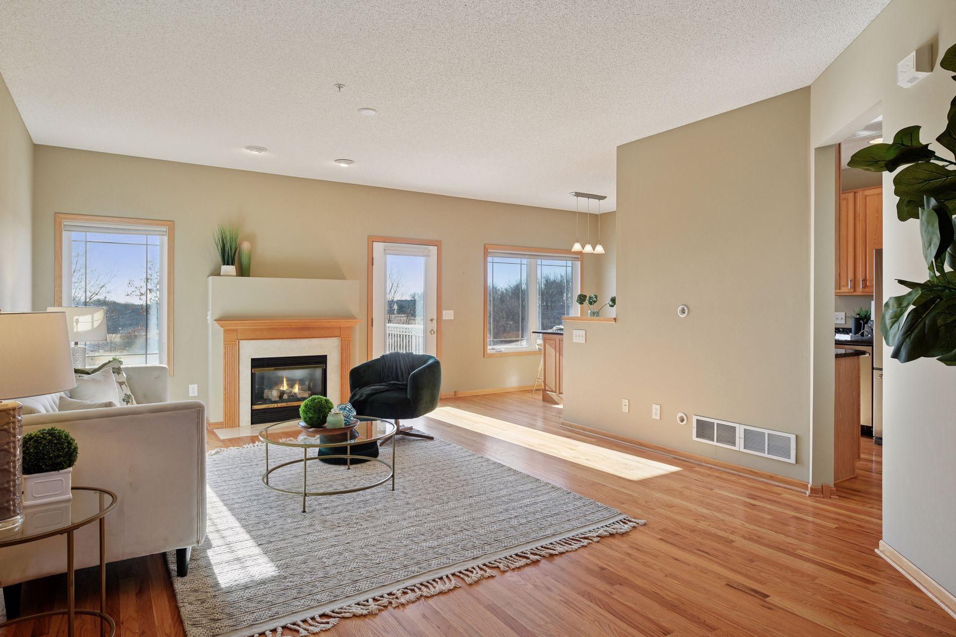 2759 Spy Glass Drive, Chaska, Minnesota image 4