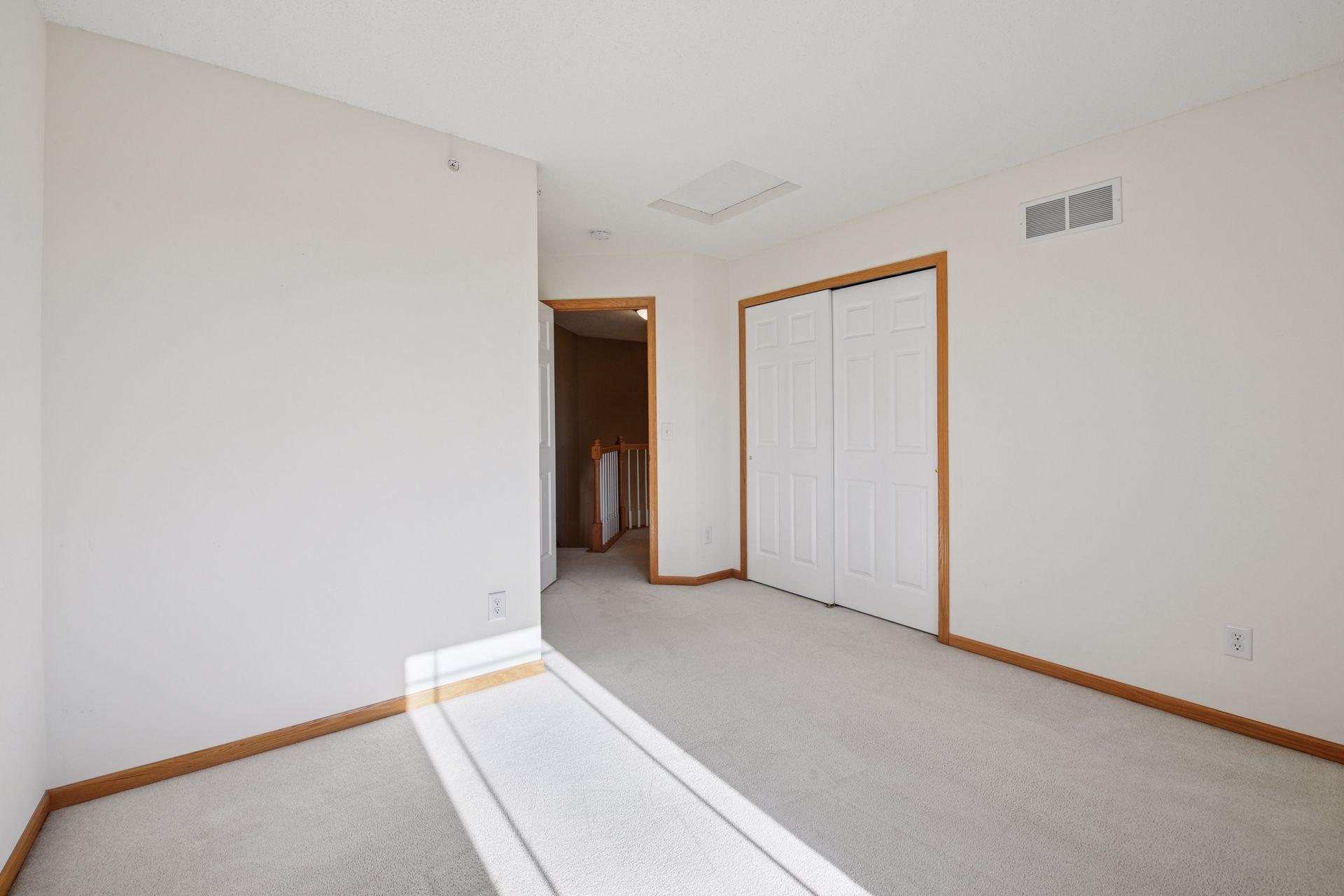 2759 Spy Glass Drive, Chaska, Minnesota image 14