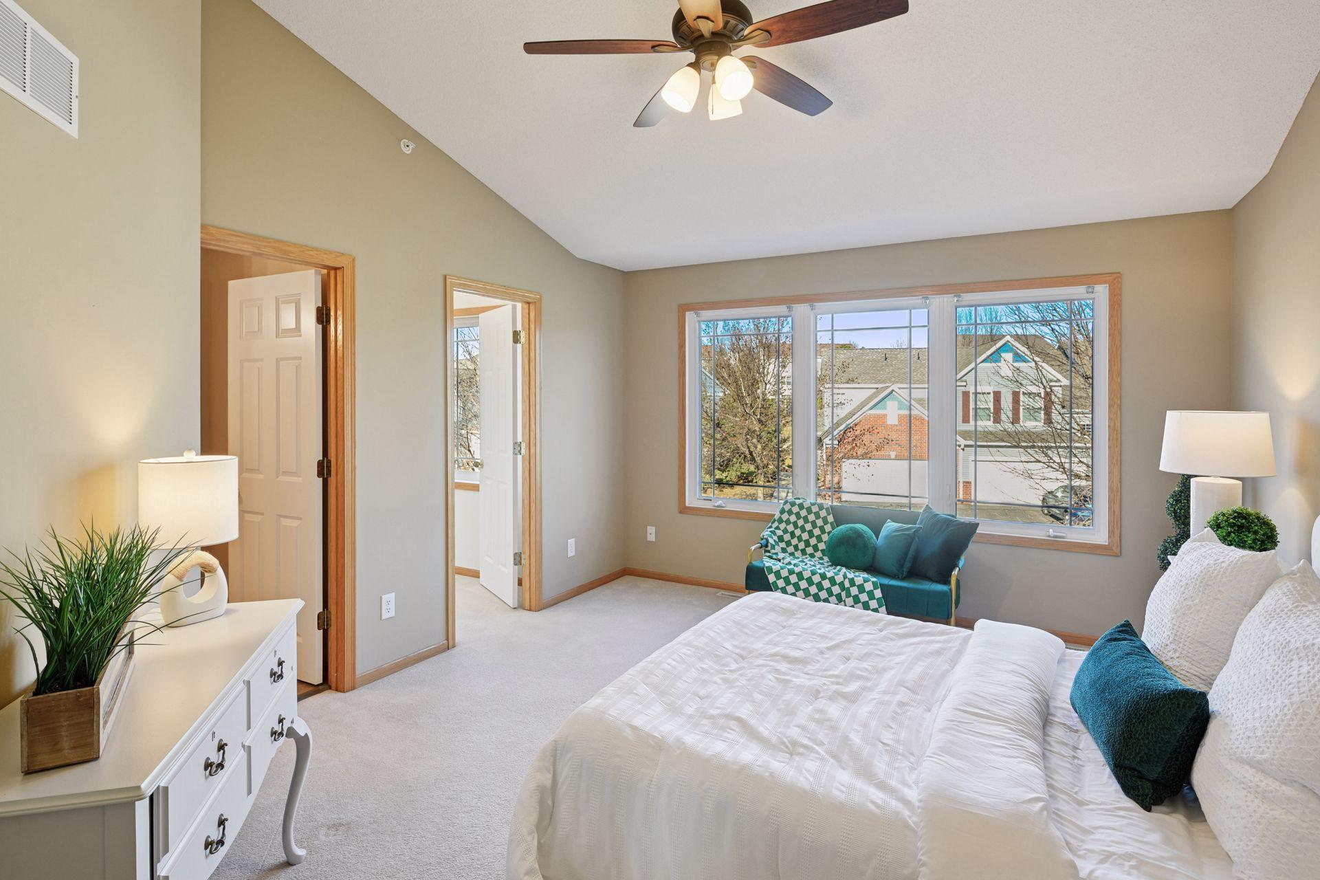 2759 Spy Glass Drive, Chaska, Minnesota image 10