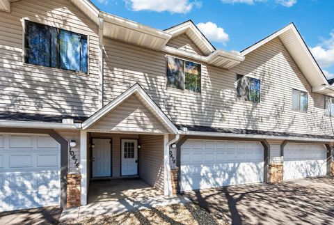 Townhouse For Sale - 10478 Quince Street<br/> Minneapolis, MN 55433