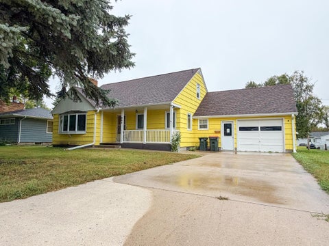 Homes For Sale - 303 S Main Street<br/> Sibley County, Winthrop, MN 55396