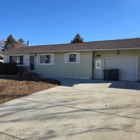 Homes For Sale - 409 S 1st Street<br/> Lyon County, Marshall, MN 56258