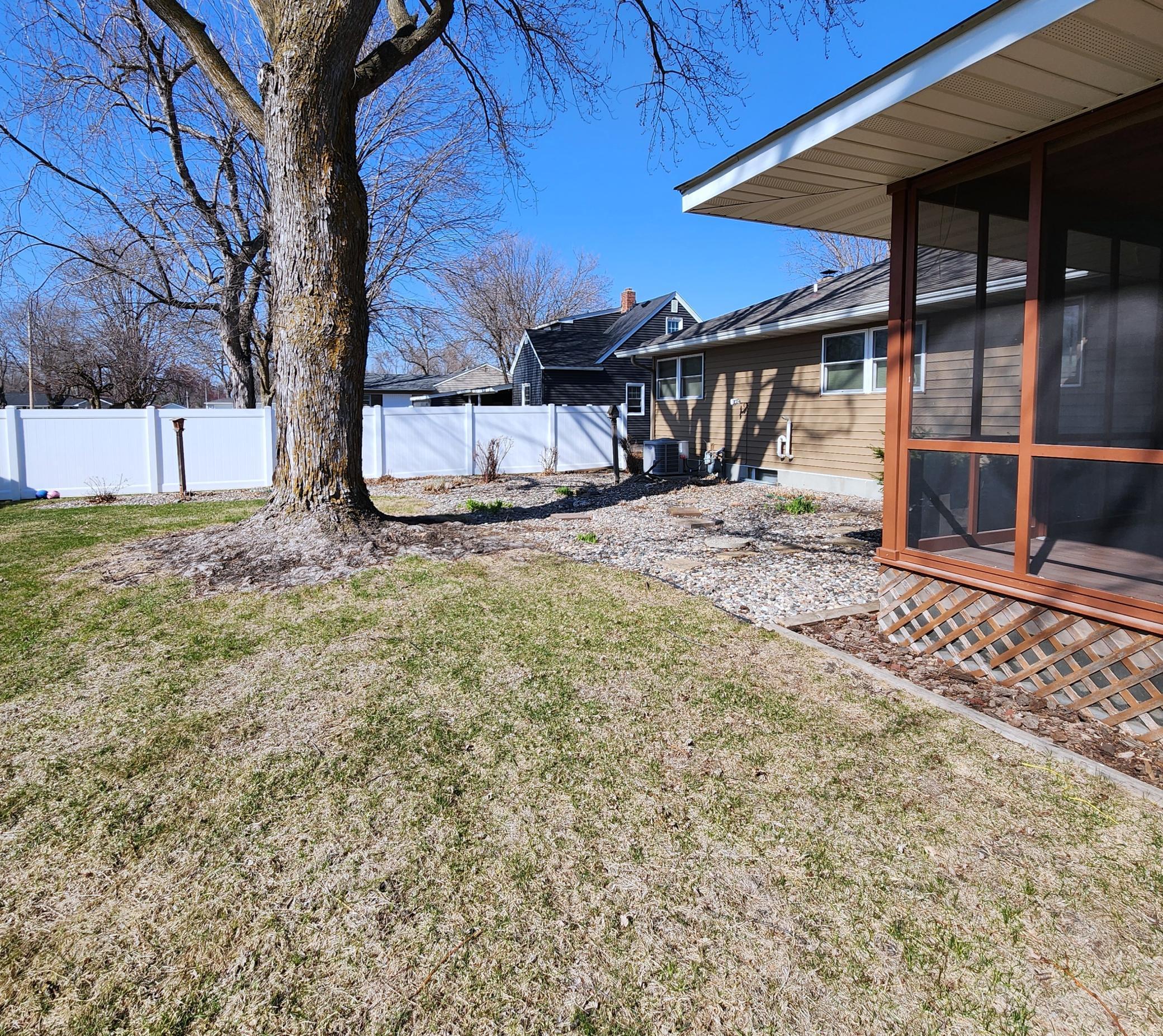 710 9th Street, Olivia, Minnesota image 27