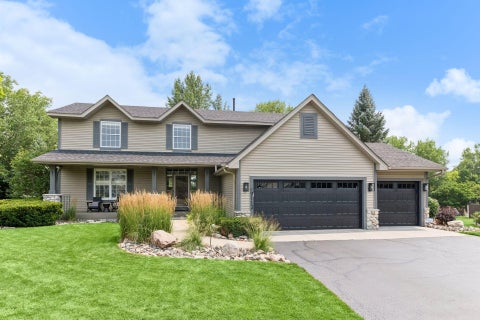 Homes For Sale - 9113 Sunnyvale Drive<br/> Chanhassen, MN 55317