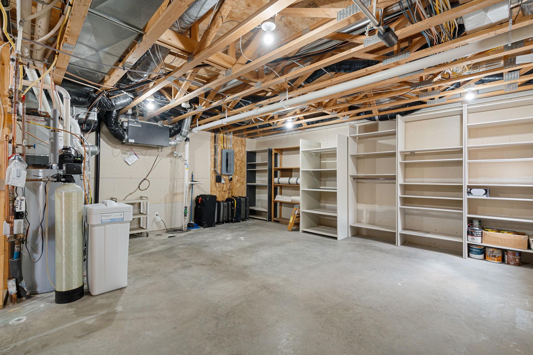 2425 Mossy Creek Drive, Owatonna, Minnesota image 30