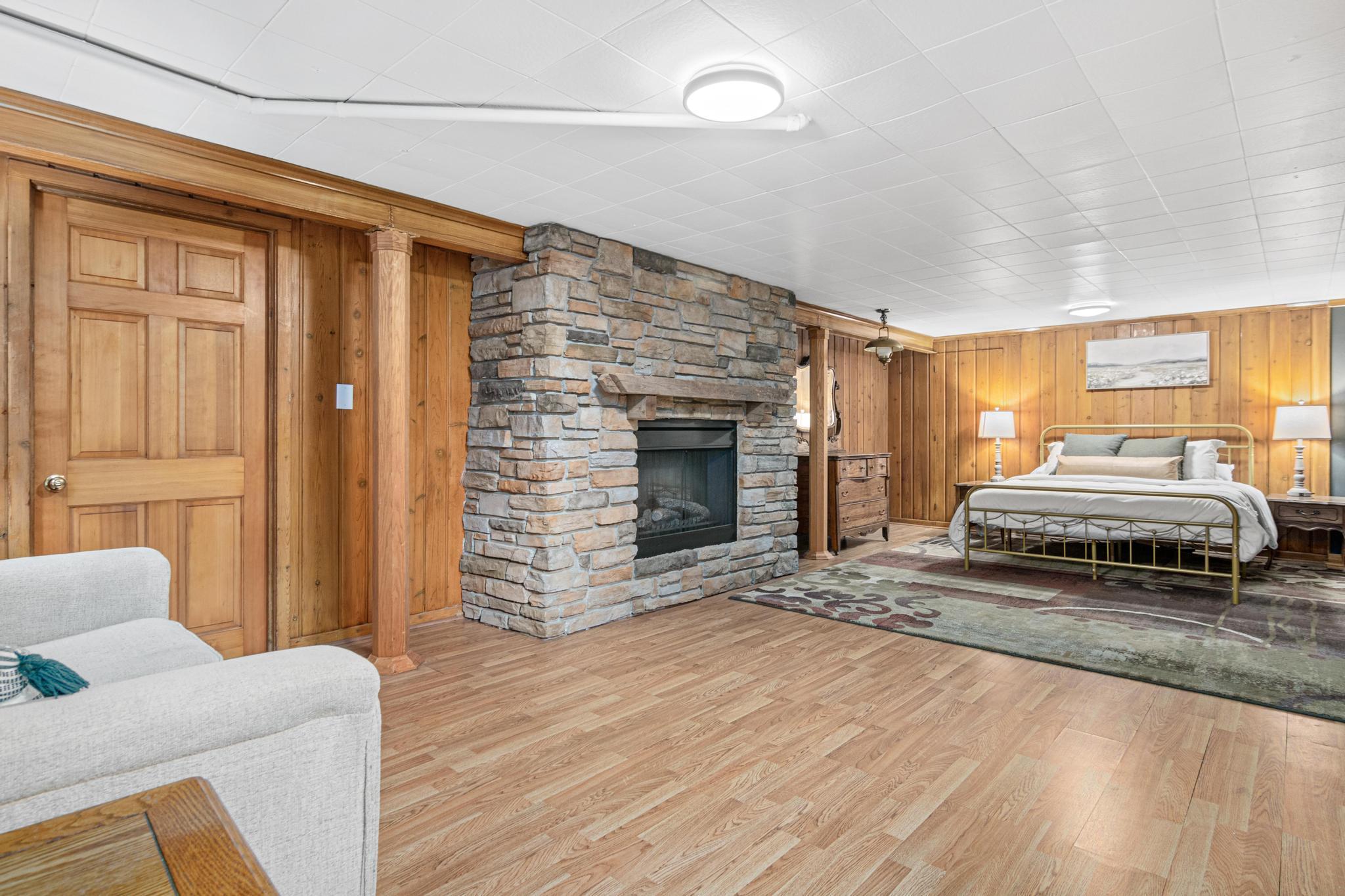 451 Stageline Road, Hudson, Wisconsin image 23