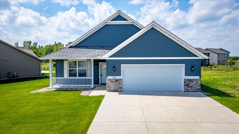 Homes For Sale - 182 Sandpiper Circle<br/> Dakota County, Hastings, MN 55033