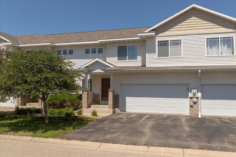 Townhouse For Sale - 5087 Foxfield Drive<br/> Olmsted County, Rochester, MN 55901