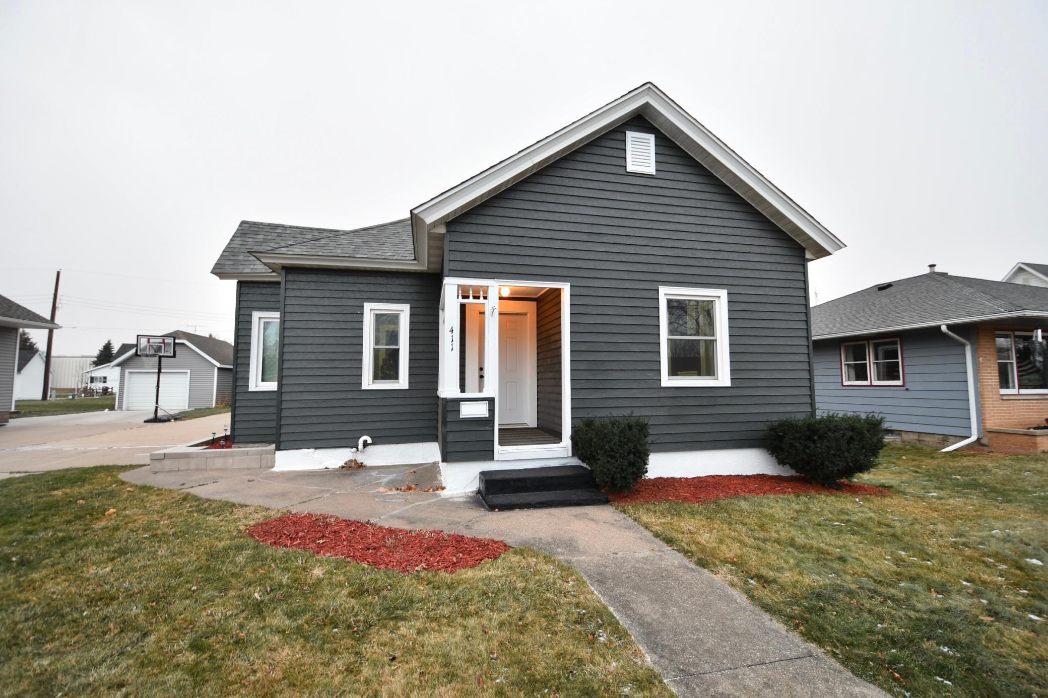 411 N 6th Street, Lake City, Minnesota image 1