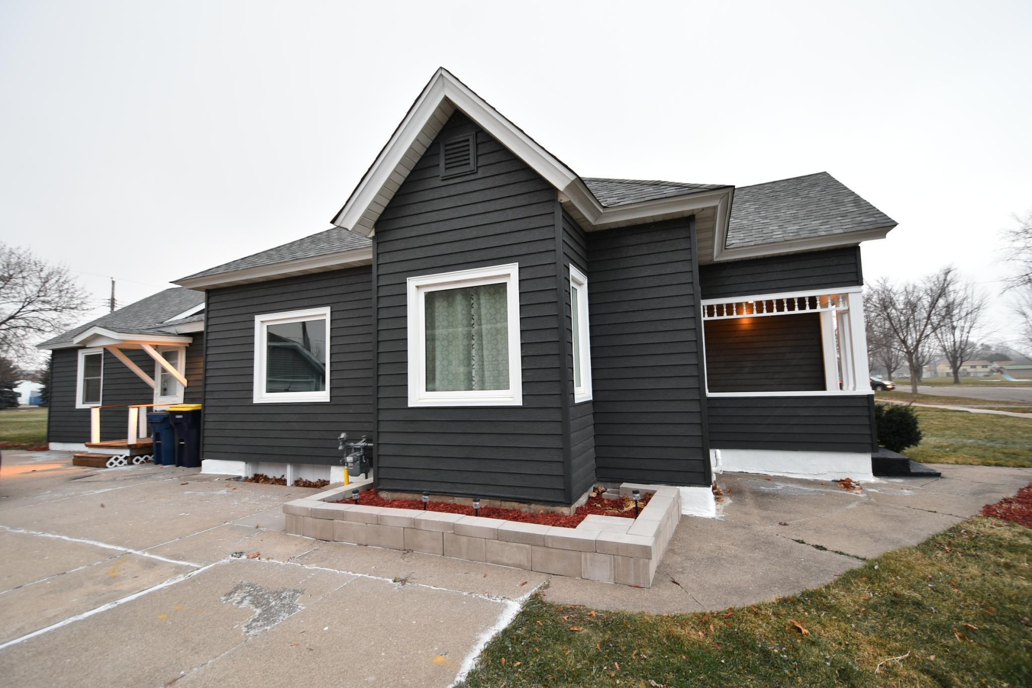 411 N 6th Street, Lake City, Minnesota image 2