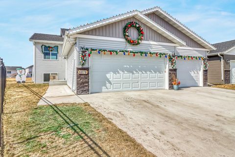 Homes For Sale - 6879 67th Street<br/> Horace, ND 58047